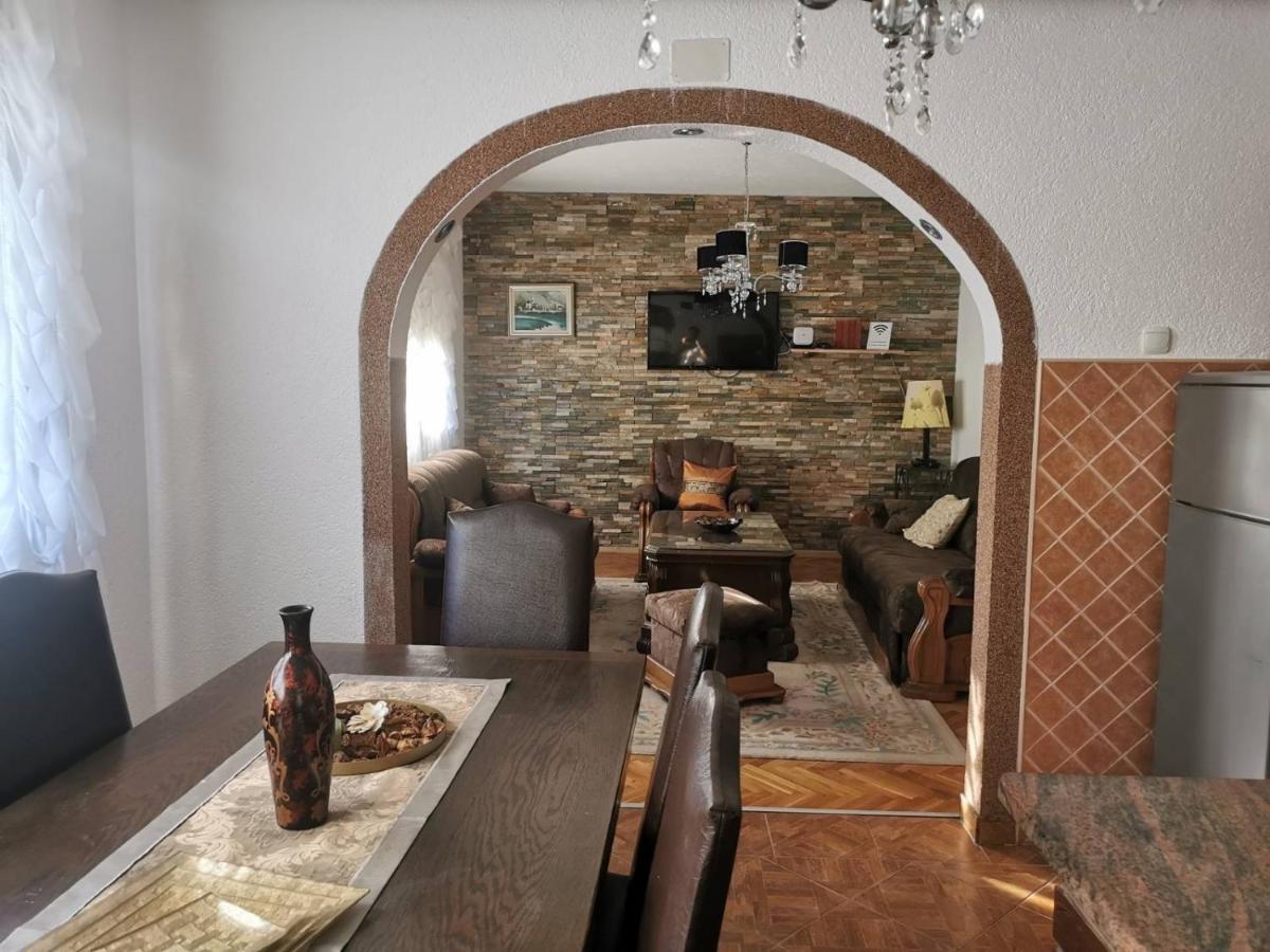 House Leyla Ξενοδοχείο Bihać Εξωτερικό φωτογραφία